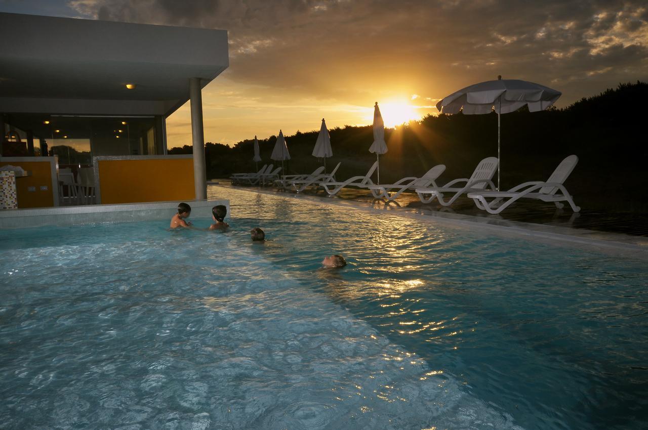 Апарт отель Meca Playa Вилья-Хесель Экстерьер фото